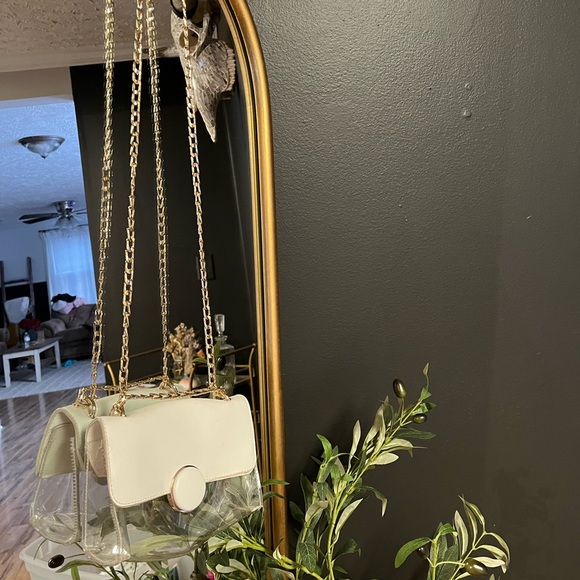 Clear white and gold purse - Picture 2 of 2